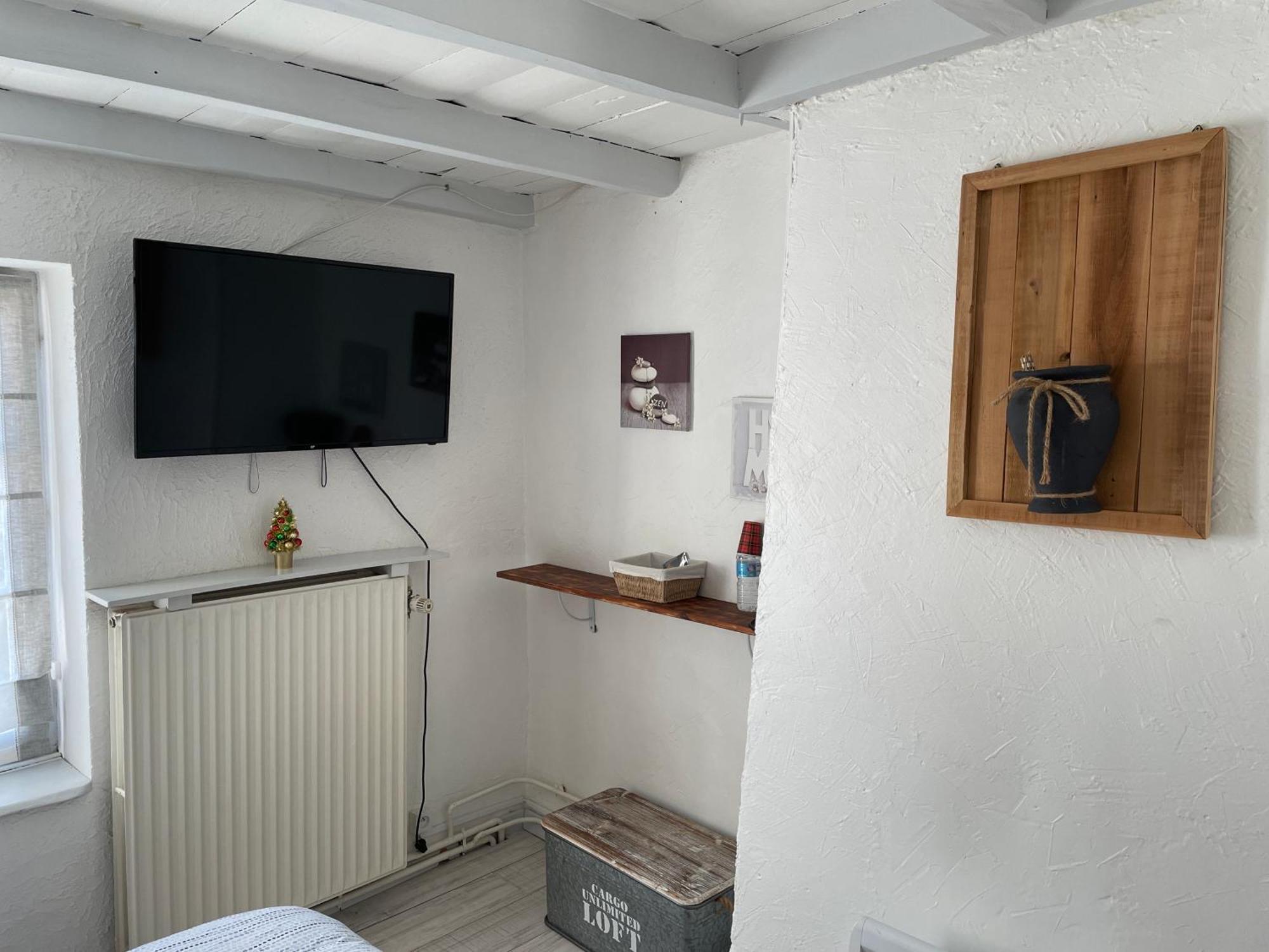 Le Regrimet Avec Parking Gratuit Et Prive Bed & Breakfast Lens-Lestang Eksteriør bilde